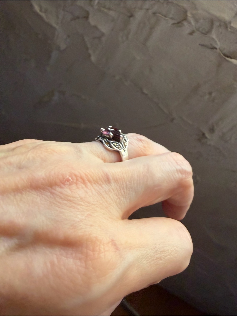 Vintage garnet & marcasite 925 sterling silver ring - Picture 11 of 11
